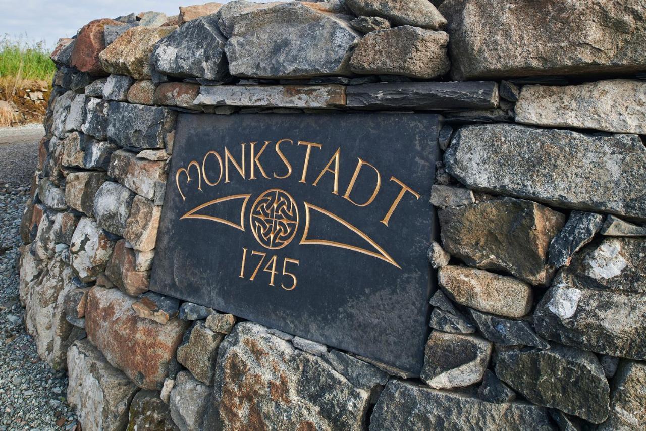 Monkstadt 1745 Restaurant With Rooms بورتري المظهر الخارجي الصورة